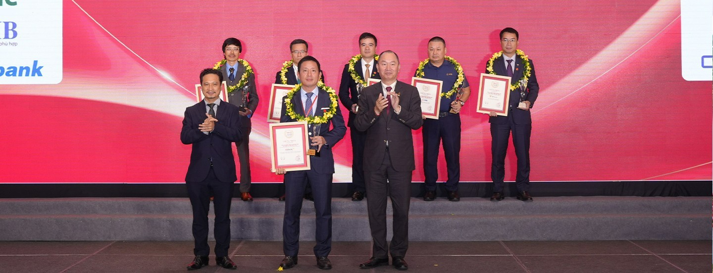 HDBank đứng vị trí thứ 7 Top công ty đại chúng uy tín và hiệu quả nhất Việt Nam