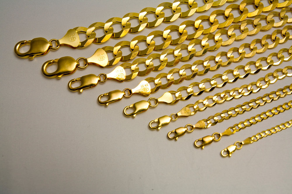 Vàng 10K là gì? Đặc điểm, giá trị và có nên mua vàng 10K không?