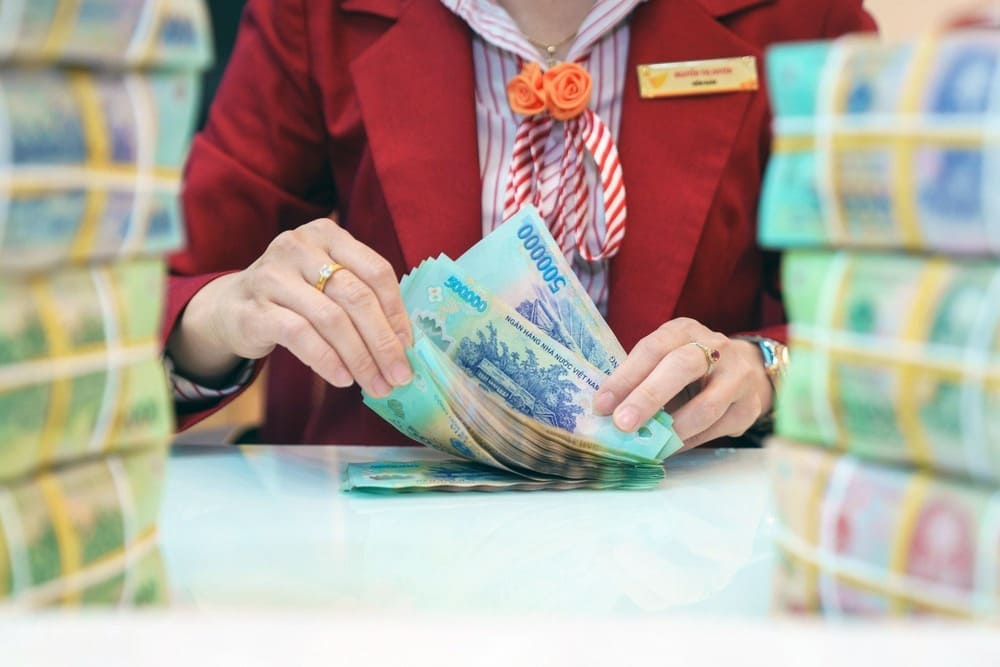 Lưu ý khi gửi tiết kiệm ngân hàng