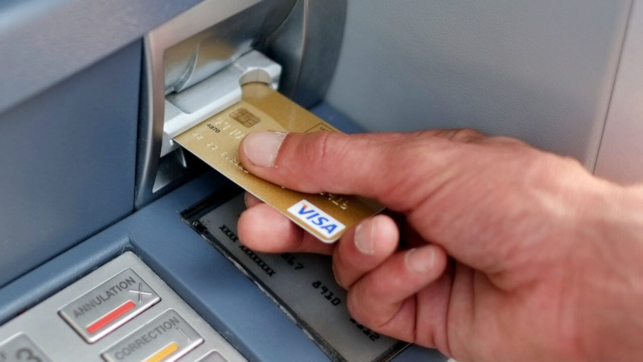 4 lưu ý khi chuyển tiền qua ATM