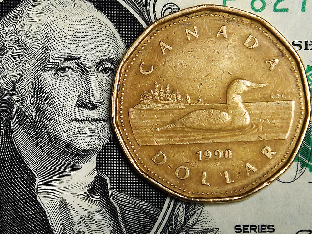 Đô la Canada là đơn vị tiền tệ chính thức của Canada